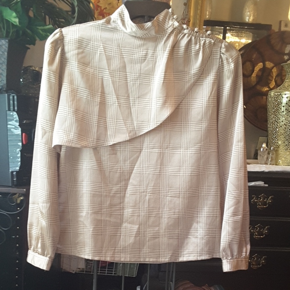 Vintage long sleeve blouse